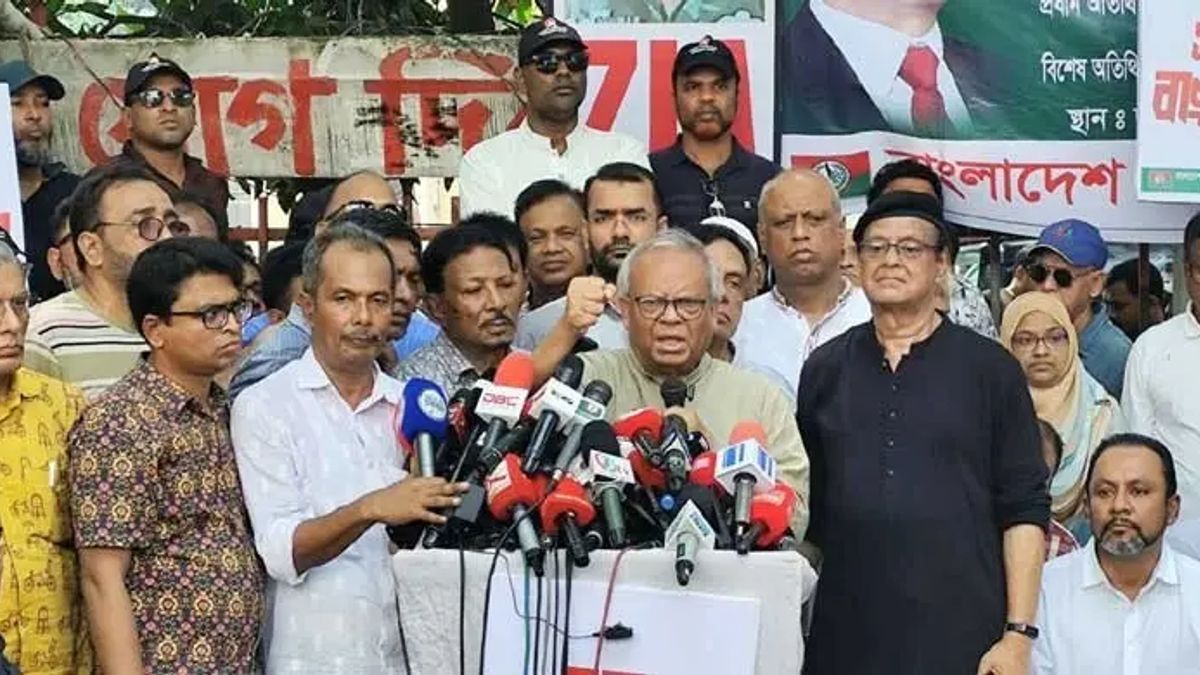 ভারতের হাতে সুইচ, যে কোনো সময় বিদ্যুৎ বন্ধ করতে পারে আদানি: রিজভী