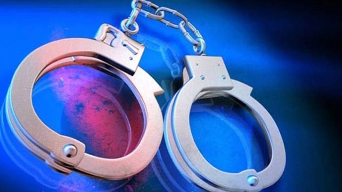 কমলাপুর রেলস্টেশনে ককটেল বিস্ফোরণ: গ্রেপ্তার ২