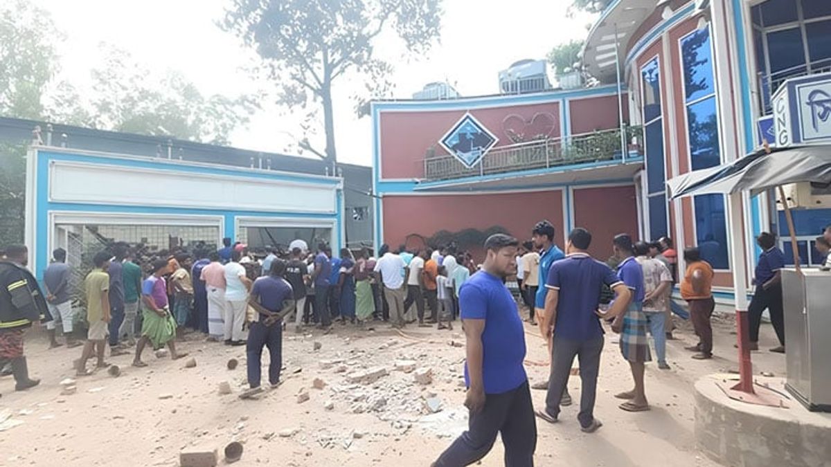 বগুড়ায় ফিলিং স্টেশনের গ্যাস প্ল্যান্টে বিস্ফোরণ, আহত ৫