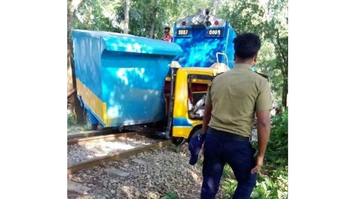 ঢাকা-চট্টগ্রামের সঙ্গে কক্সবাজারের রেল যোগাযোগ বন্ধ