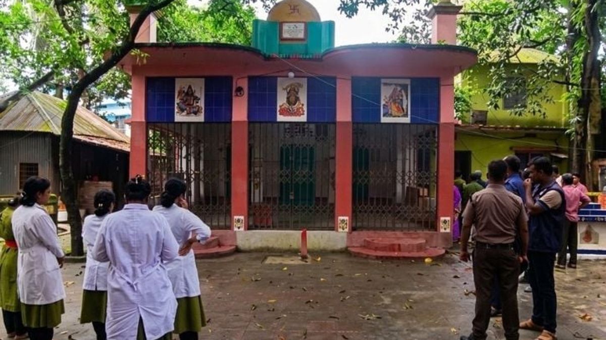 ফরিদপুরে মন্দিরের তালা ভেঙে কষ্টিপাথরের মূর্তি ও স্বর্ণালংকার চুরি
