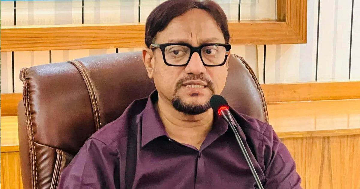 মেয়র থেকে প্রশাসক হলেন ডা. শাহাদাত হোসেন