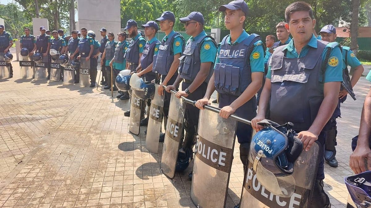 কনস্টেবল নিয়োগ ৬৪ জেলায়, আবেদন ৩০ অক্টোবর পর্যন্ত