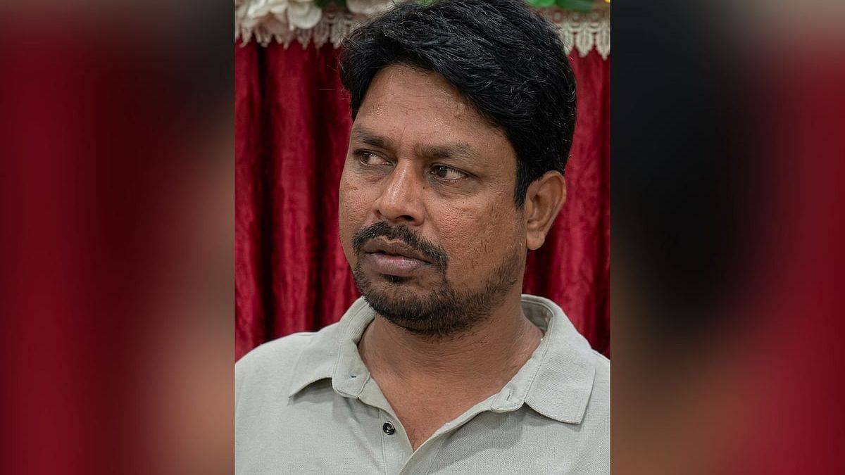 মিরপুরে রাড্ডা স্বাস্থ্যকেন্দ্র গুঁড়িয়ে দেওয়ার ঘটনায় বহিষ্কৃত যুবদল নেতা গ্রেপ্তার