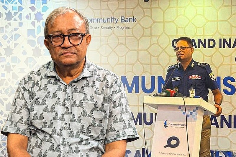 ক্রসফায়ার চেয়ে আইজিপি তাঁর পদে থাকার নৈতিক অধিকার হারিয়েছেন: নূর খান লিটন