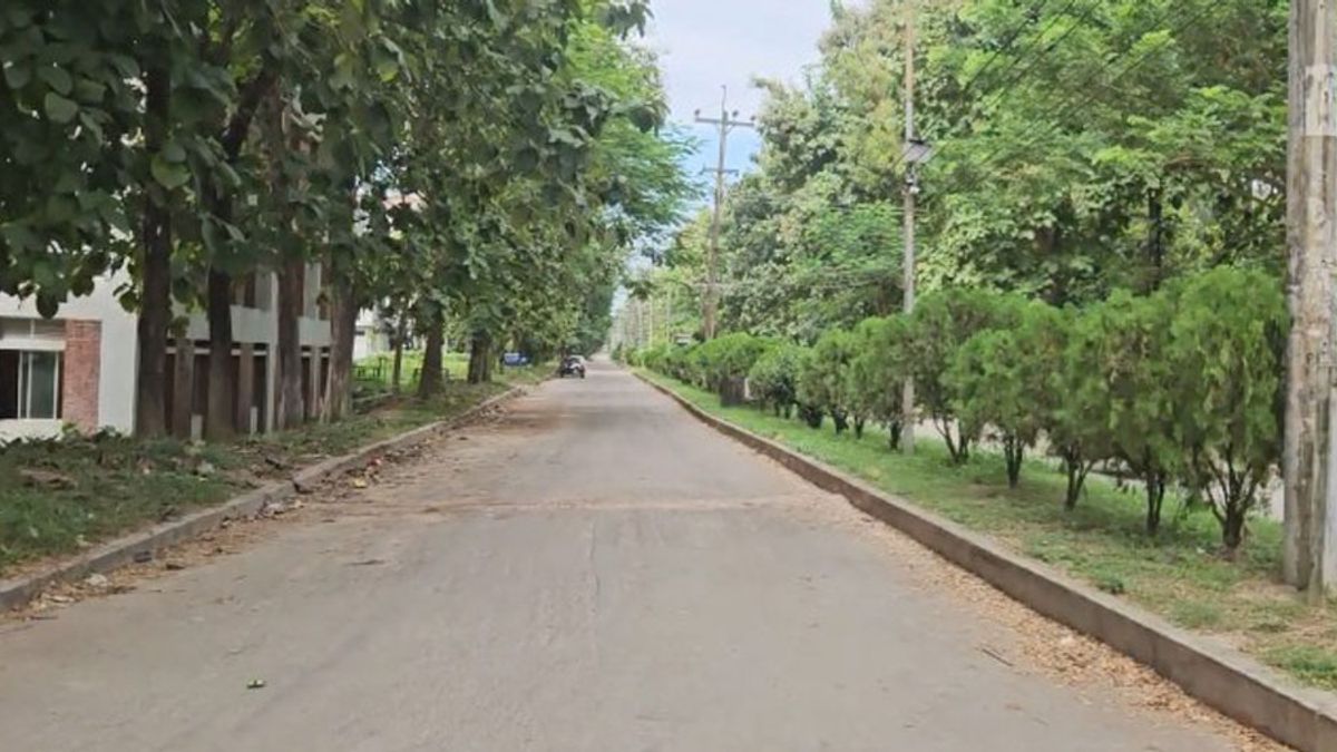 হাসপাতাল থেকে ফের সার্কিট হাউসে চুয়েট ভিসি, শাটডাউনে ফাঁকা ক্যাম্পাস