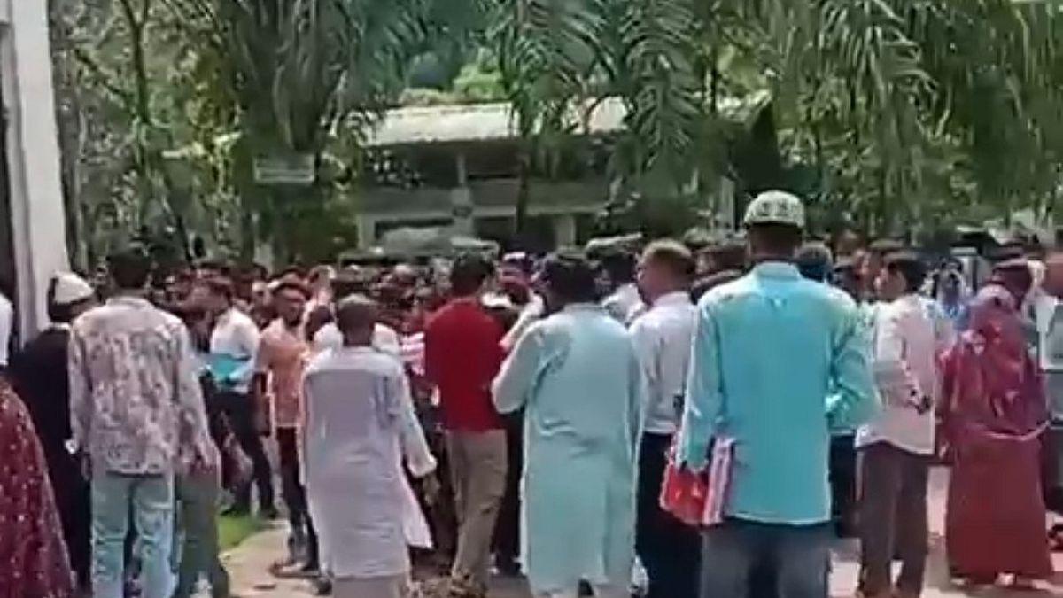 বিএনপির নেতা–কর্মীদের বিরুদ্ধে আদালত চত্বরে আওয়ামীপন্থী তিন আইনজীবীকে মারধরের অভিযোগ