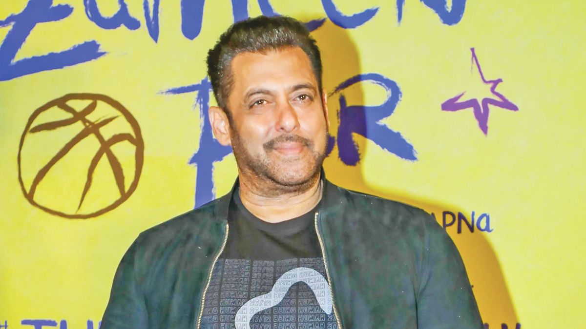 ৬০ বছর বয়সে এসে সন্তান নেওয়ার ইচ্ছা প্রকাশ করলেন সালমান খান